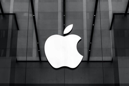 Apple вновь отложила возвращение сотрудников в офисы