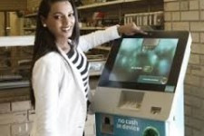 В США появились интерактивные видео-банкоматы