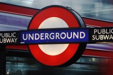 MasterCard поощряет бесконтактные платежи в метро Лондона