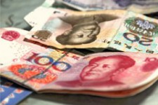 Китаю следует поспешить с запуском международной платежной системы