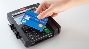 В московском метро внедряют систему бесконтактной оплаты PayPass/payWave