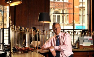 Банк лорда Байрона и Джейн Остин запустит мобильное приложение