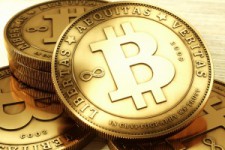 Французский банк-гигант собирается тестировать Bitcoin и Blockchain
