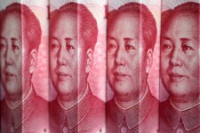 Китай запустил международную платежную систему в юанях   