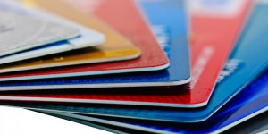 Банки рекомендуют жителям Крыма ограничить использование пластиковых карт