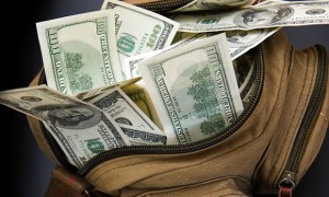 Наличные или электронные: Эксперты определяют лидера в платежах