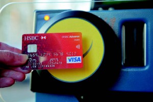 Наличные в Великобритании уже на втором месте