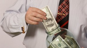 Только 52% украинцев имеют счета в банке