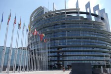 В Европарламенте поддерживают криптовалюту