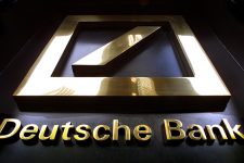 Deutsche Bank уйдет с рынка капитала РФ к середине года