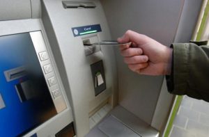 Мошенники за два часа похитили из банкоматов почти 13 млн долларов