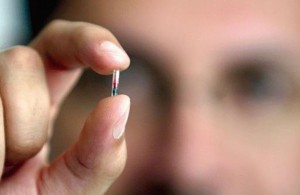 Жители Чехии охотно вживляют в тело NFC-чипы