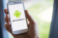 Быстрые карты лояльности и сервис покупки билетов: нововведения Android Pay