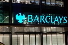 Британский банк Barclays запустит собственный центр финансовых консультаций
