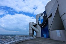 BMW запустит лабораторию финансовых инноваций