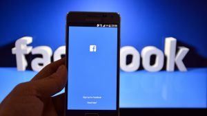 Подтверждать платежи можно будет с помощью авторизации через Facebook