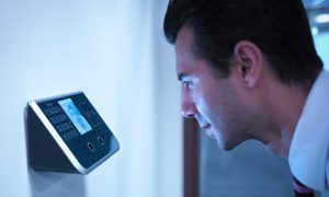 Японская корпорация тестирует технологию распознавания лиц для платежей