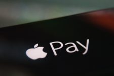 Борьба вокруг Apple Pay: Apple обвиняет банки в сговоре