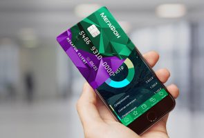 По стопам M-PESA: в России выпустят карту-гибрид