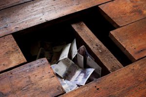 Рейтинг тайников: где хранят деньги взяточники