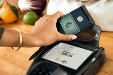 Бесплатный транспорт и кофе: бонусы за использование Android Pay