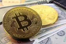 NCR позволит обналичивать Bitcoin в обычных банкоматах