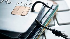 Очередной «развод»: мошенники привлекают жертв обещаниями призов