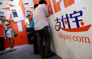 Alipay пытается удержать деньги китайцев
