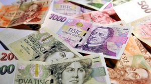 Какая страна печатает деньги активнее всех в Европе