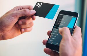 В Интернете можно будет расплатиться бесконтактной картой