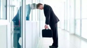 10 банков, которые уволили больше всего сотрудников (инфографика)