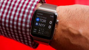 Никаких Apple Watch: британским министрам запретили умные часы