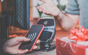 Мобильные платежи «меняют жизнь»: исследование Barclays