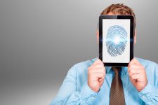 Мобильный банк внедряет новый метод биометрической аутентификации