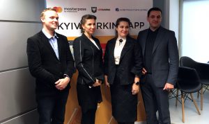 Без налички: киевляне могут оплатить парковку в мобильном приложении