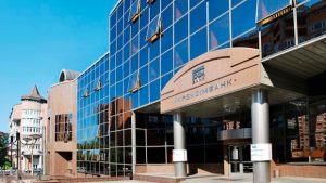 Кабинет министров сократил правление Укрэксимбанка