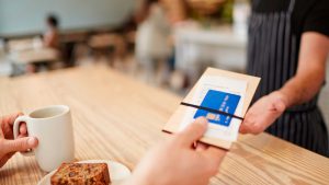 В Украине количество бесконтактных операций вырастет вдвое