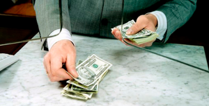 Как с карточки снять доллары: полезный совет