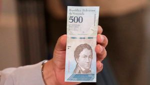 По вертикали: в Венесуэле выпустили необычные деньги