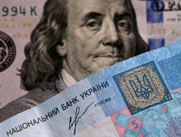 В Украине растет объем гривневых депозитов