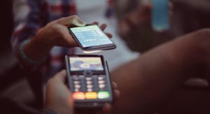 Мобильные кошельки будут страховать деньги клиентов