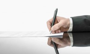 Президент подписал закон про электронный билет в транспорте