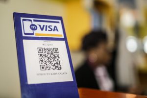 Visa расширяет свой сервис платежей с помощью QR-кодов