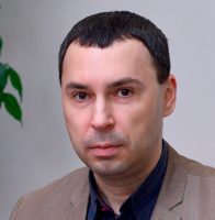 О важности блокчейн, перспективах киберспорта и будущем банков: интервью с Сергеем Скабелкиным