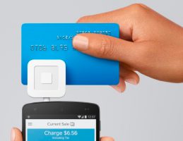 Square анонсировала выпуск платежных карт