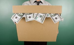 Кризис доверия: украинцы хранят миллиарды гривен вне банков