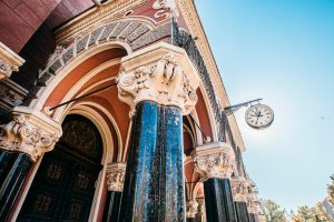 НБУ продолжает снижать валютные ограничения