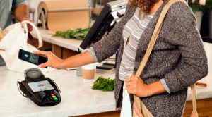 Android Pay будет доступен через мобильные банковские приложения