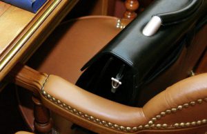 Правительство устранит политическое влияние на госбанки