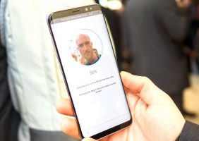 Распознавание лиц в Samsung Galaxy S8 — ненадежный пароль